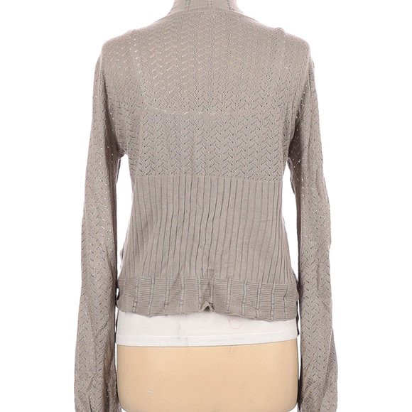 Elizabeth Gillett NYC Cardigan - Picture 2 of 2